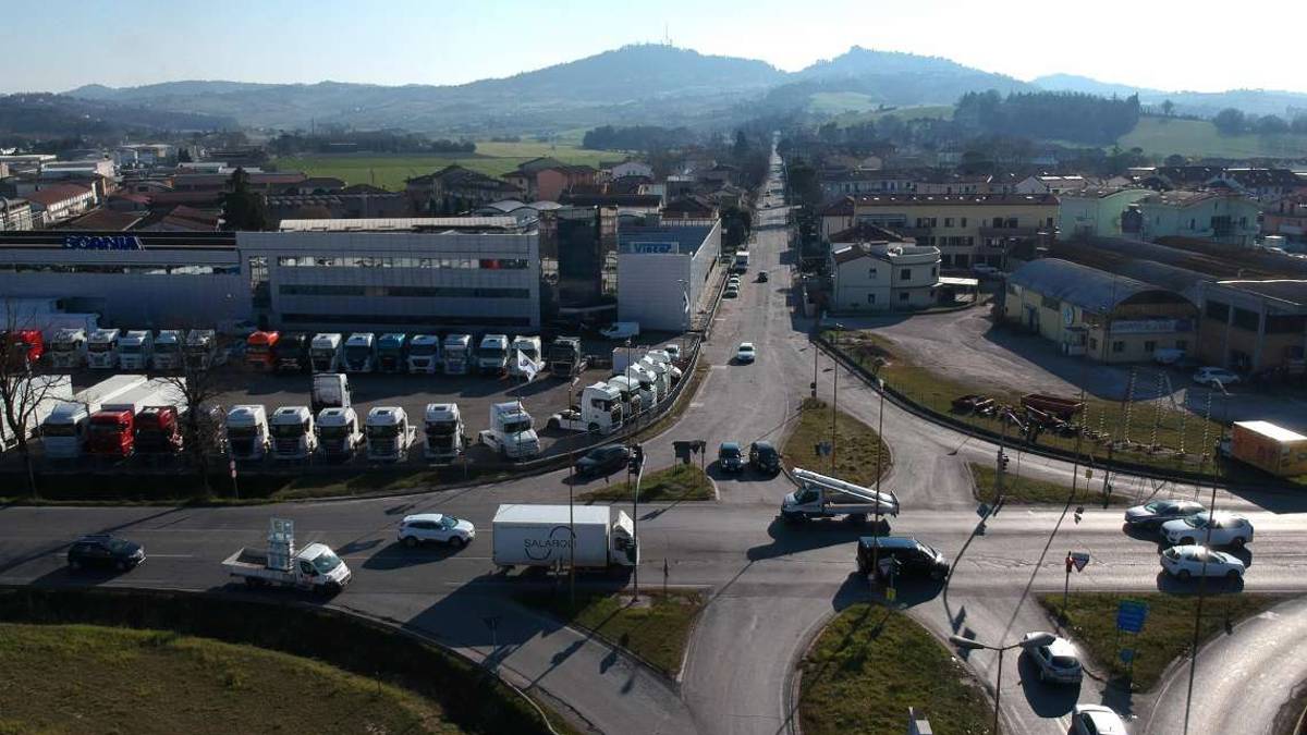 Bertinoro. Aria irrespirabile a Panighina, protesta dei residenti