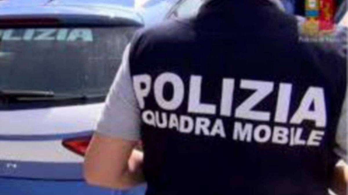 Ravenna, movimenti sospetti in auto Ma era un cacciatore di Pokémon