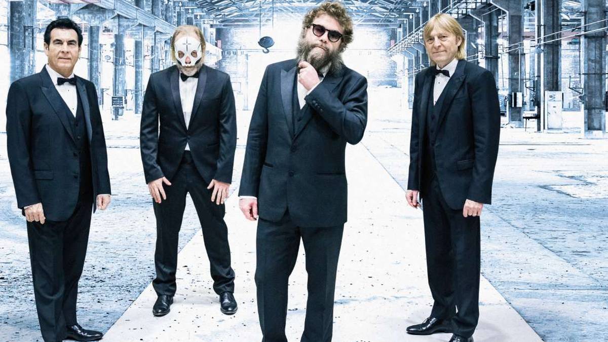 Gli Extraliscio presentano il loro nuovo doppio album