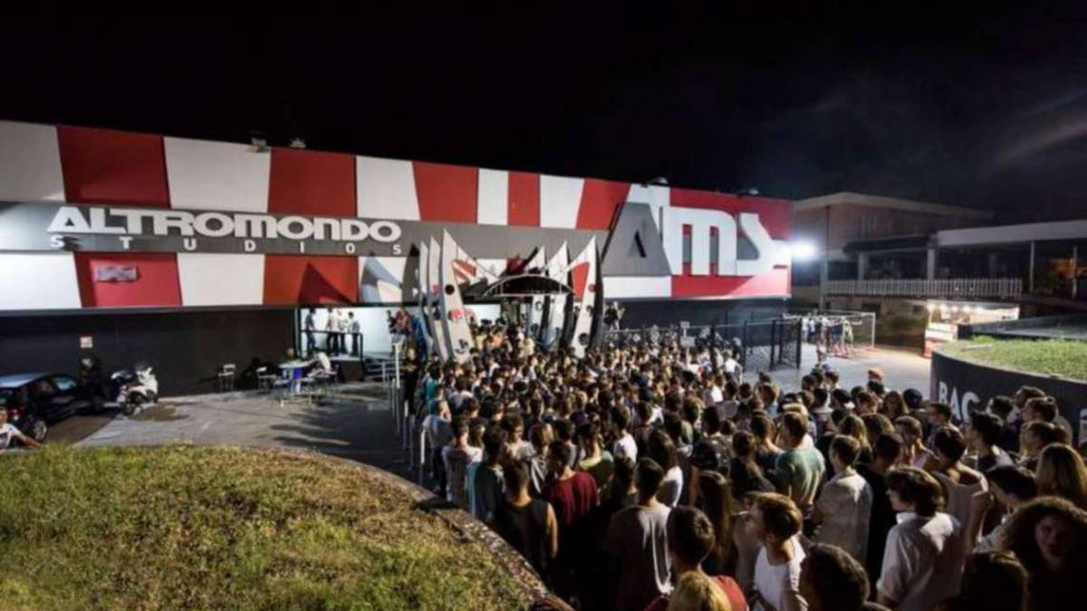 Rimini, il tramonto dei pr delle discoteche: il Covid li ha fatti sparire