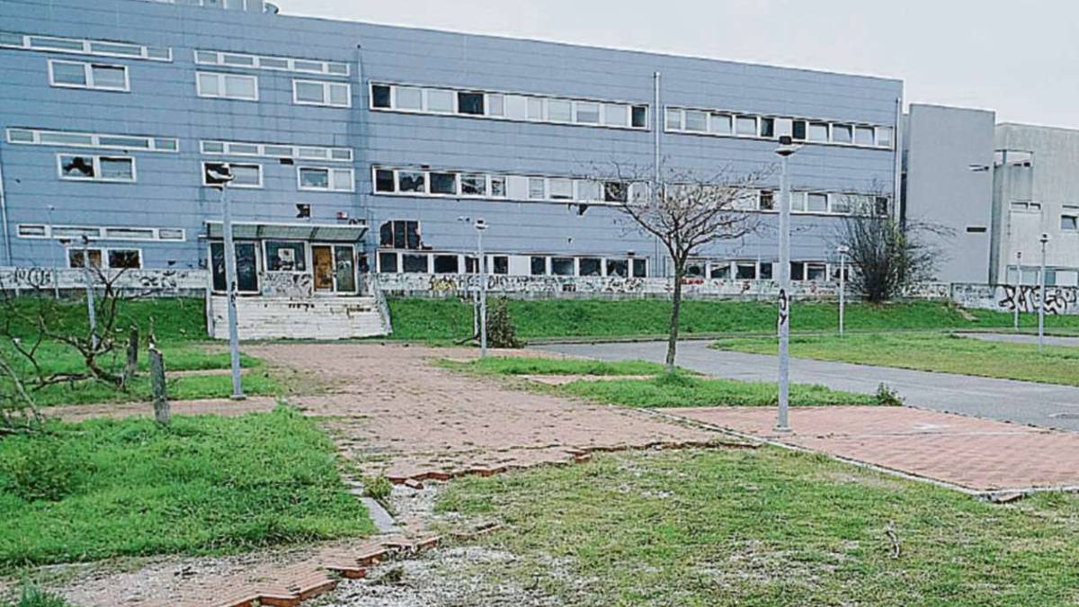 Rimini. Ex questura e centro commerciale, il no dei residenti