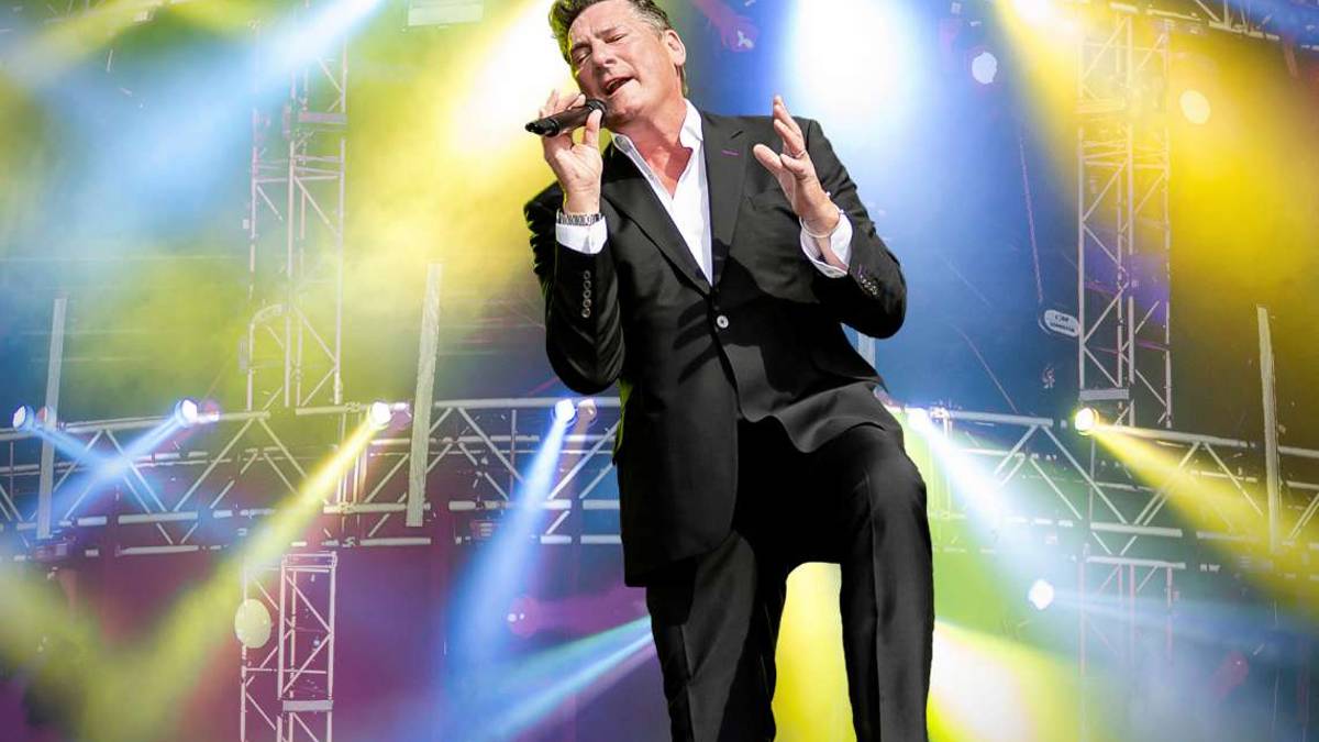 Tony Hadley ex Spandau Ballet in tour con l'Orchestra Maderna