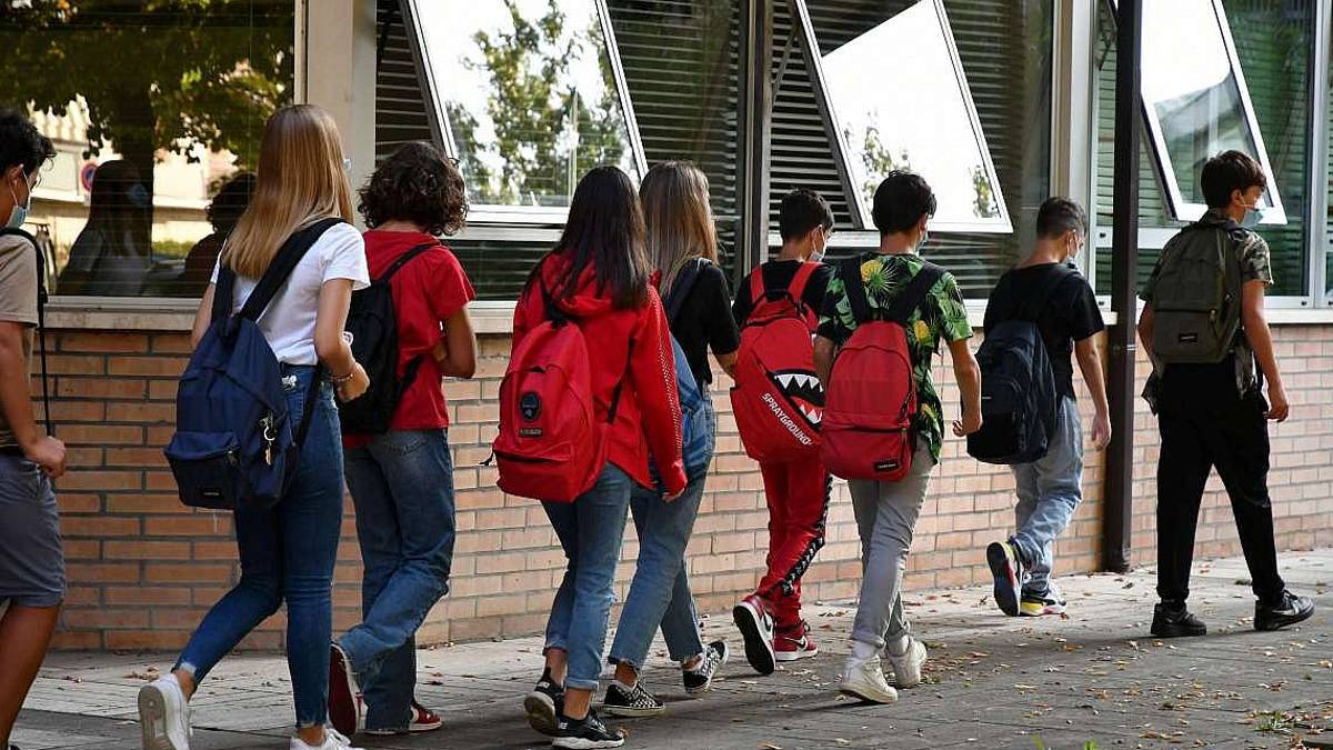 Forlì, vaccinato con una dose il 55% degli studenti