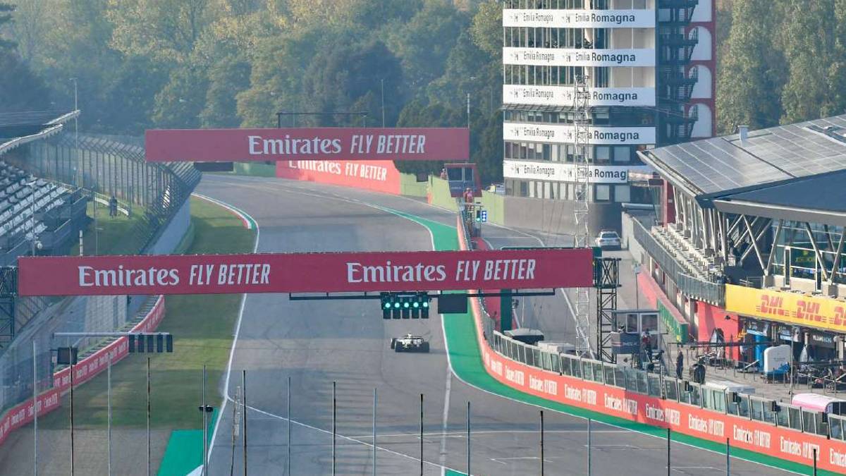 Imola, lavori alle tribune e al sottopasso in attesa del pubblico