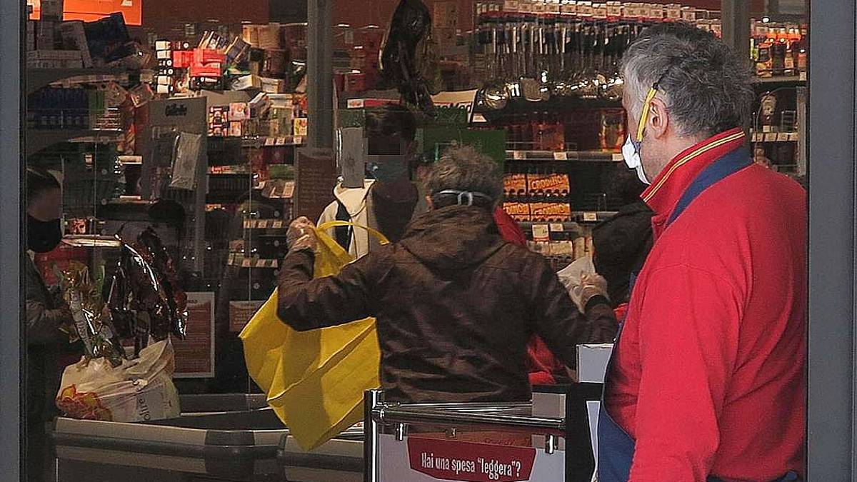 Rimini, a Pasquetta tra i supermercati chiude solo Coop