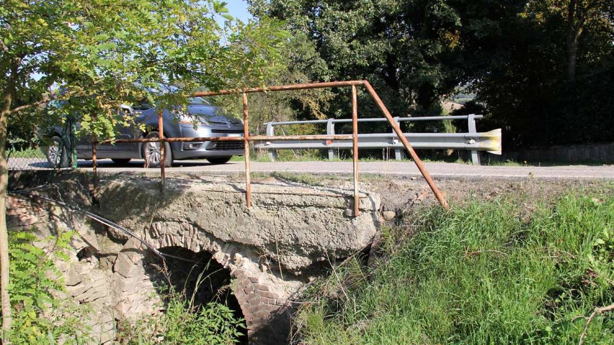 Bertinoro, degrado stradale: residenti allarmati