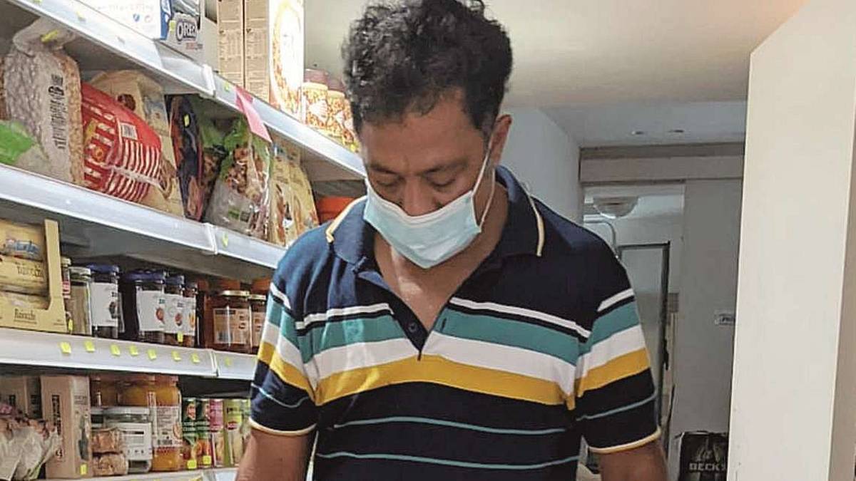Cesena, il negoziante ferito riapre ma non lavora per protesta
