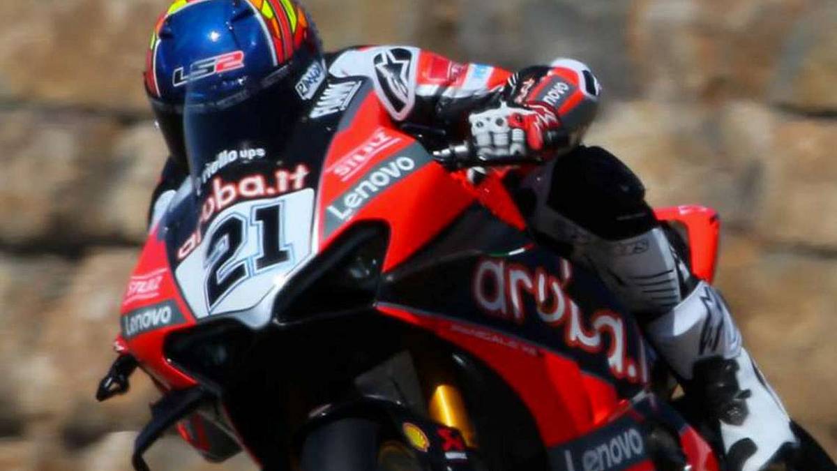 Sbk, solo Davies meglio di Rinaldi nei test di Aragon