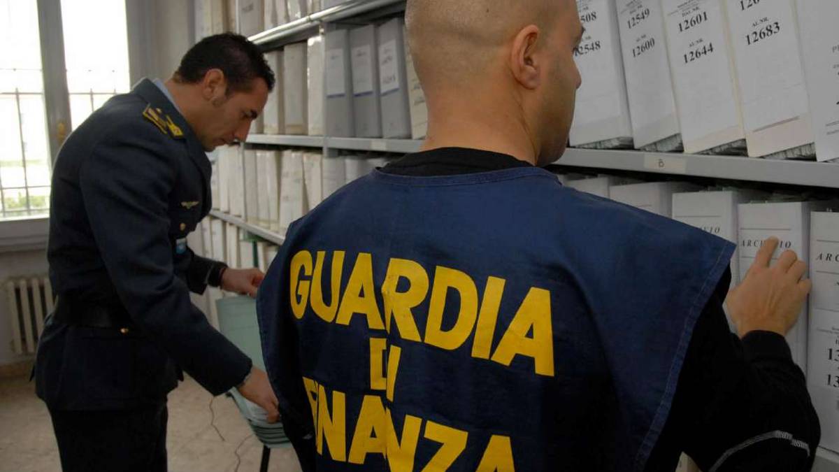 Forlì. La Finaza stana 57 evasori totali, bilancio di un anno