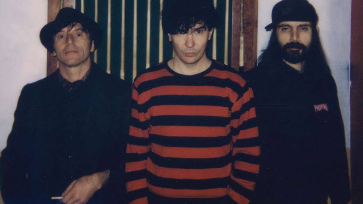 Il raduno dei Zen Circus a Villa Inferno e poi il live al Vidia