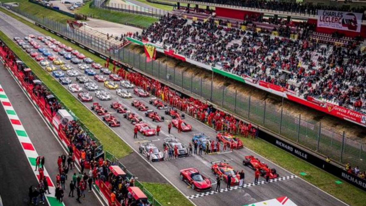 Automobilismo, Ferrari Challenge: a Imola passione rossa
