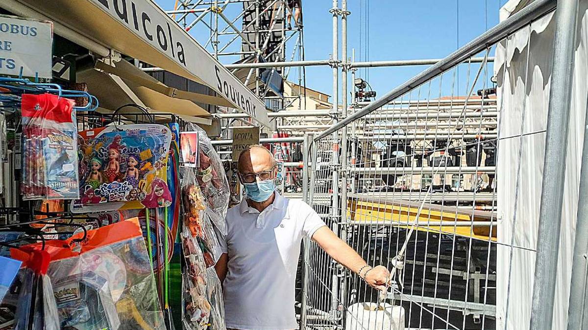 Rimini e l'arena in piazza Tre Martiri. Gli operatori: Siamo blindati