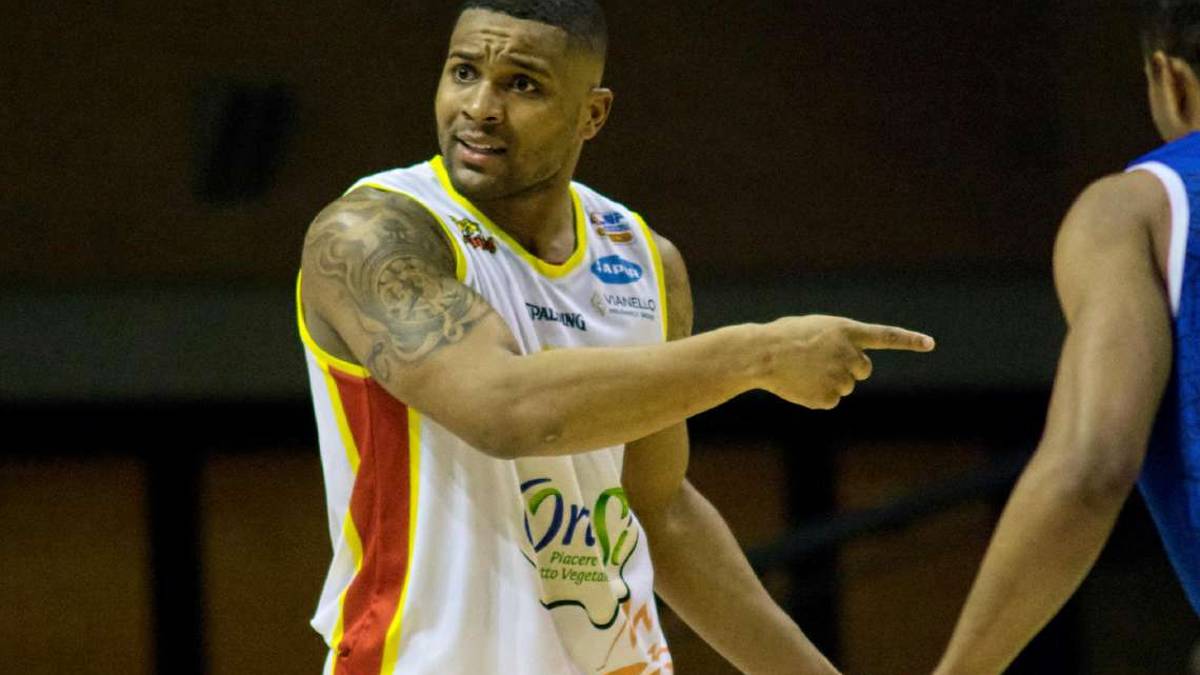 Basket A2, Tilghman e Rush anticipano il derby Ravenna-Forlì