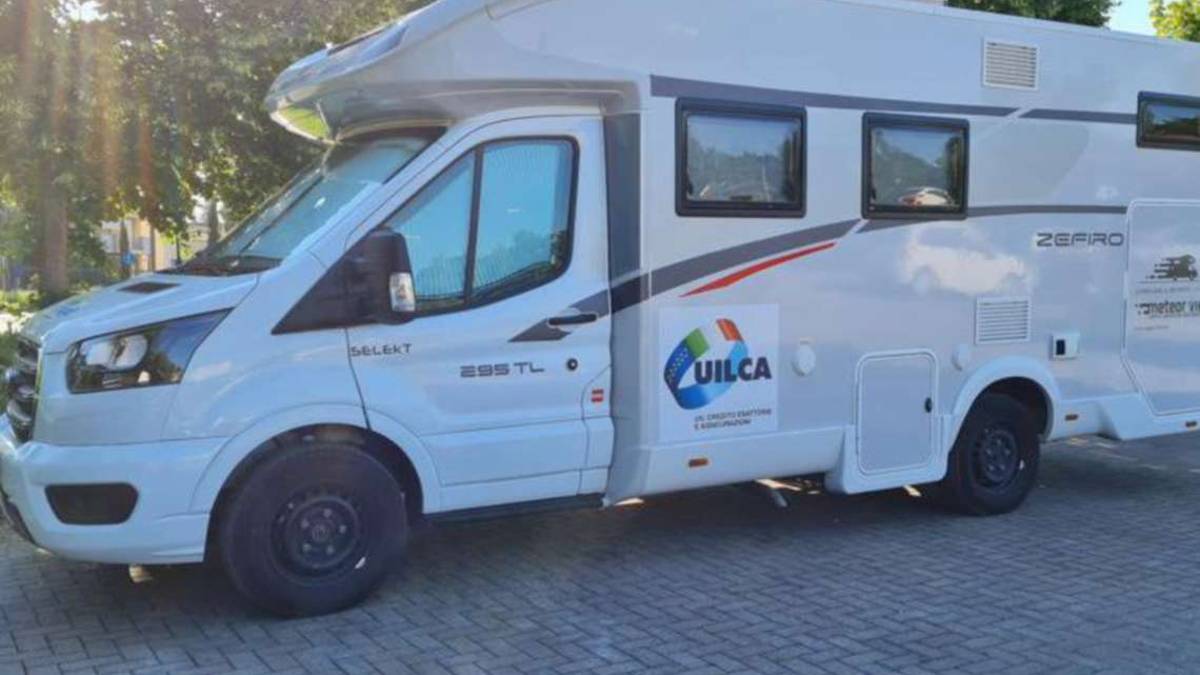 Forlì. Chiusura banche, il camper della Uilca dà voce ai sindaci