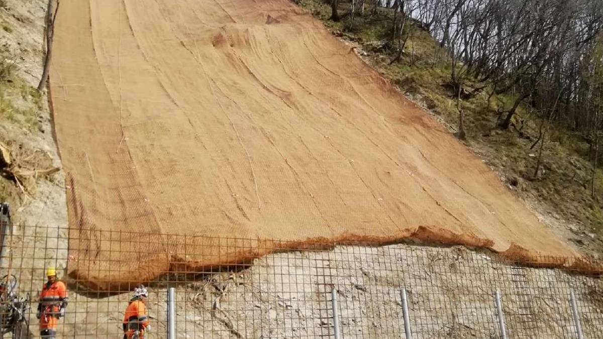 Frana tra Bagno e S.Piero, messa rete di protezione ma tempi lunghi