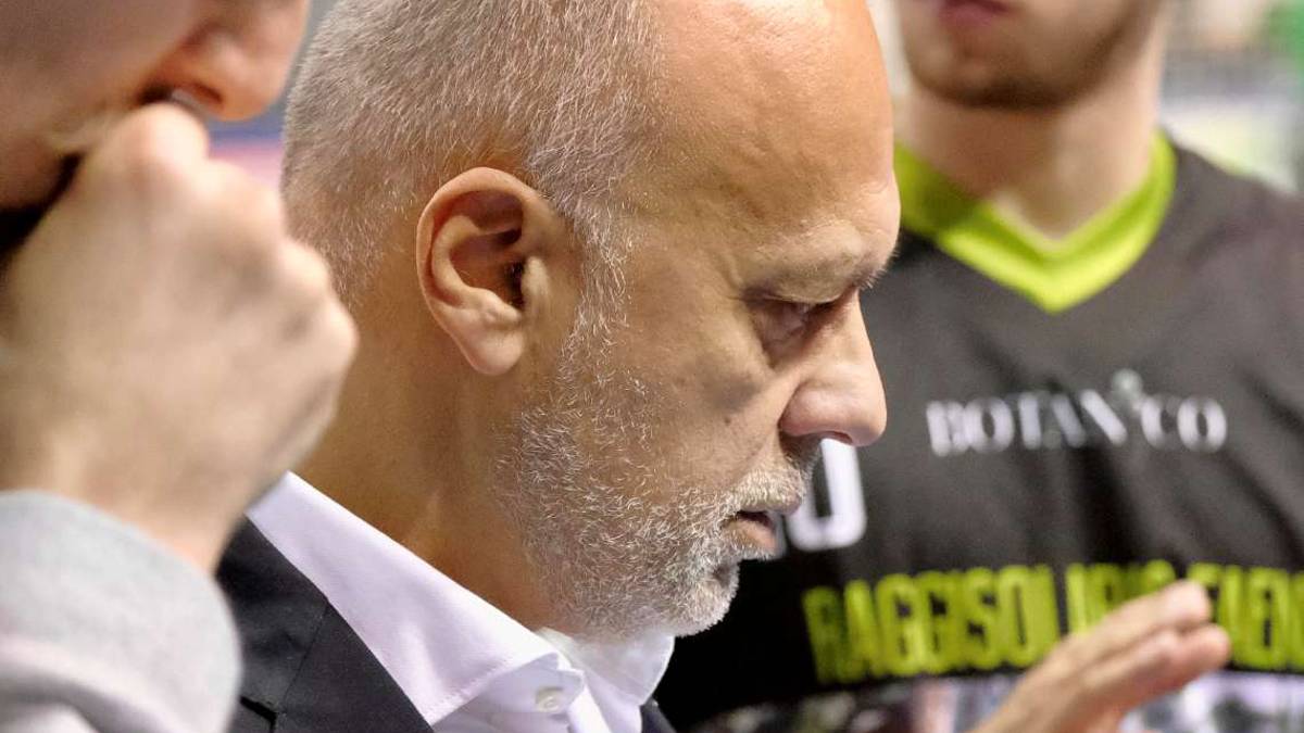 Basket B, Raggisolaris, ora servono elmetto e risultati