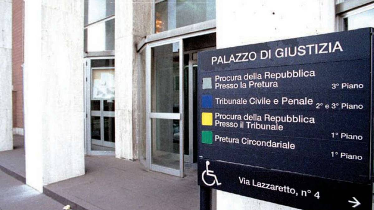 Niente revenge porn: a 37enne di Cesena pena per violenza privata