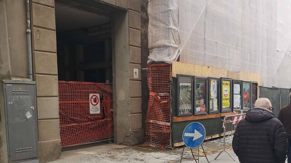 Imola, lavori a Palazzo nuovo. Centro storico senza bagni pubblici