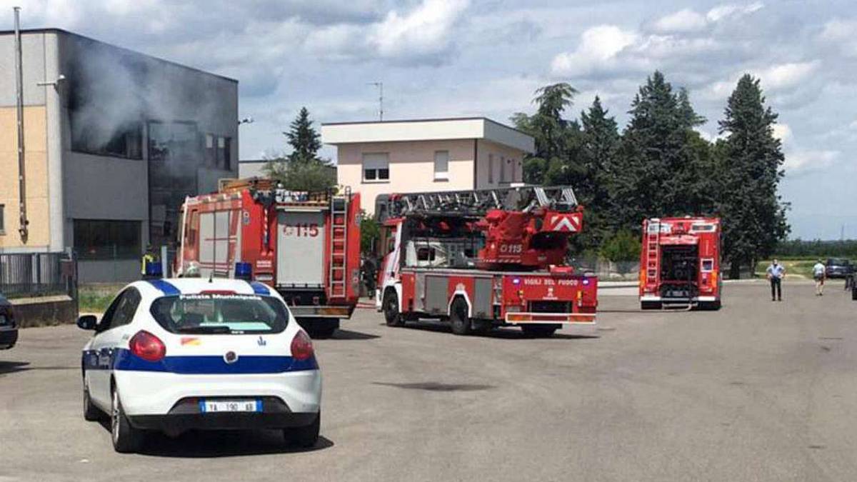 Incendio negli uffici della Digiplast