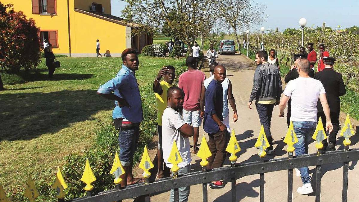Cesena, accoglienza profughi: accordo rinnovato per 170 posti