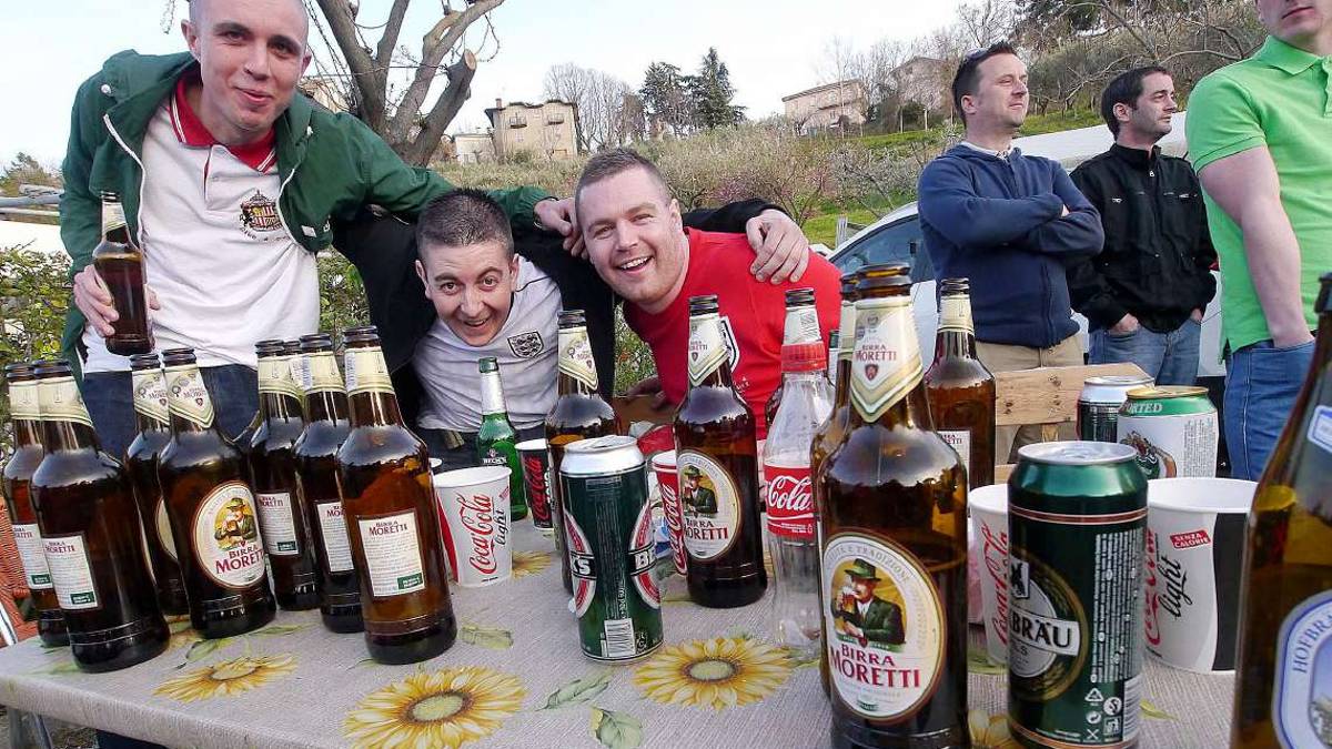 Rimini occupata da 1.500 tifosi inglesi per tre giorni