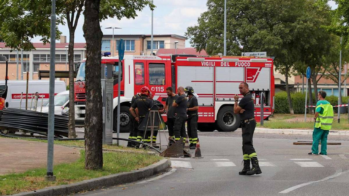 Imola, fuga di gas in via del Lavoro. Riparazioni anche oggi