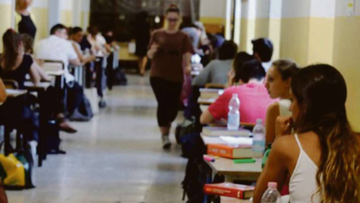 Cesena, esami senza scritti: le petizioni raddoppiano coi prof