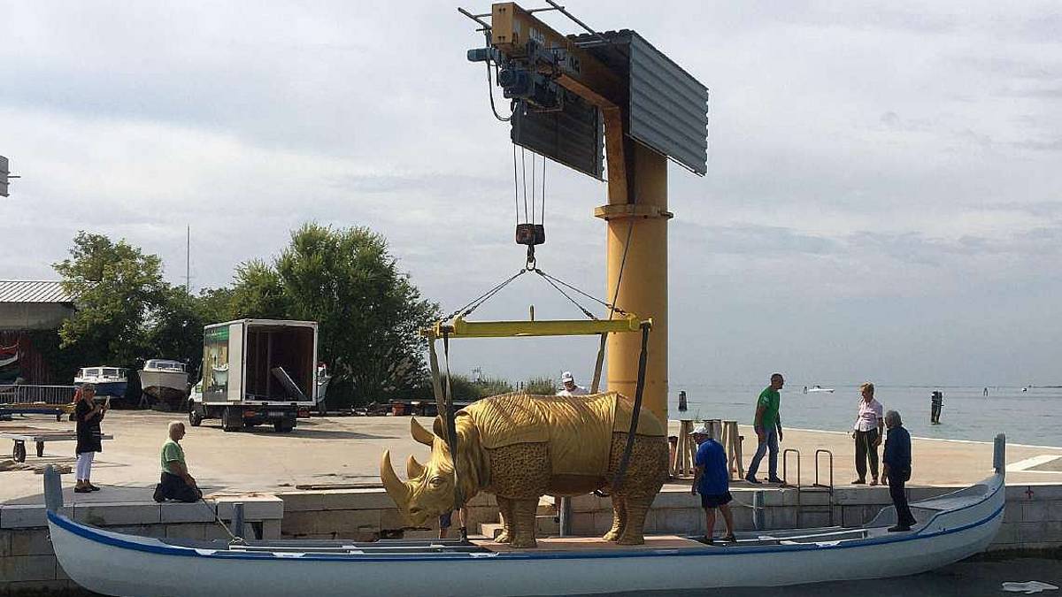 Rinoceronte ambasciatrice del Fellini Museum: esordio a Venezia