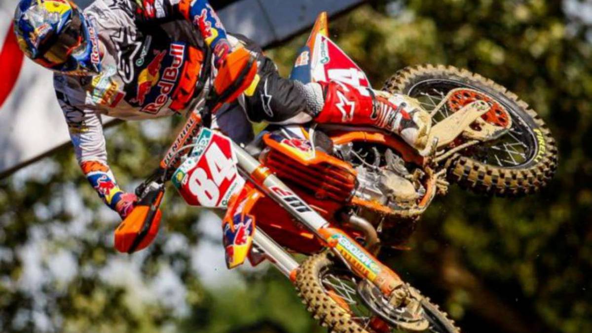 Motocross, doppietta Herlings e Cairoli due volte terzo