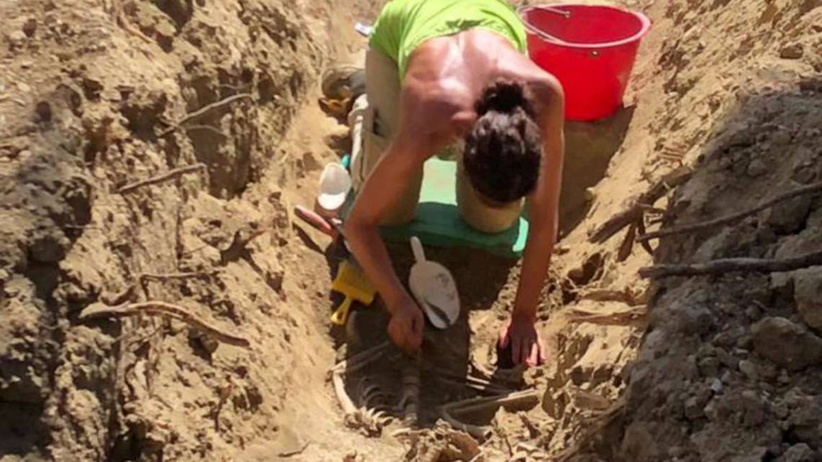 Cesena: ancora scheletri sotto al cantiere delle Tre Piazze