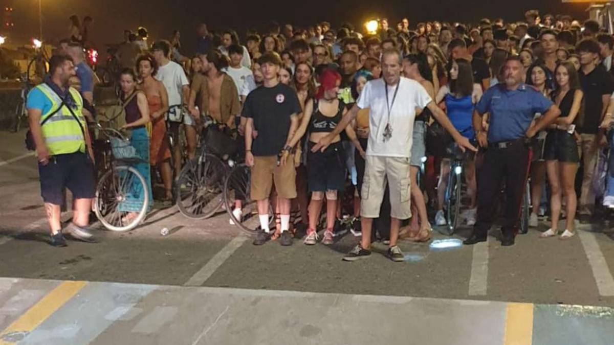 Ravenna: caos all'imbarco del traghetto di Porto Corsini
