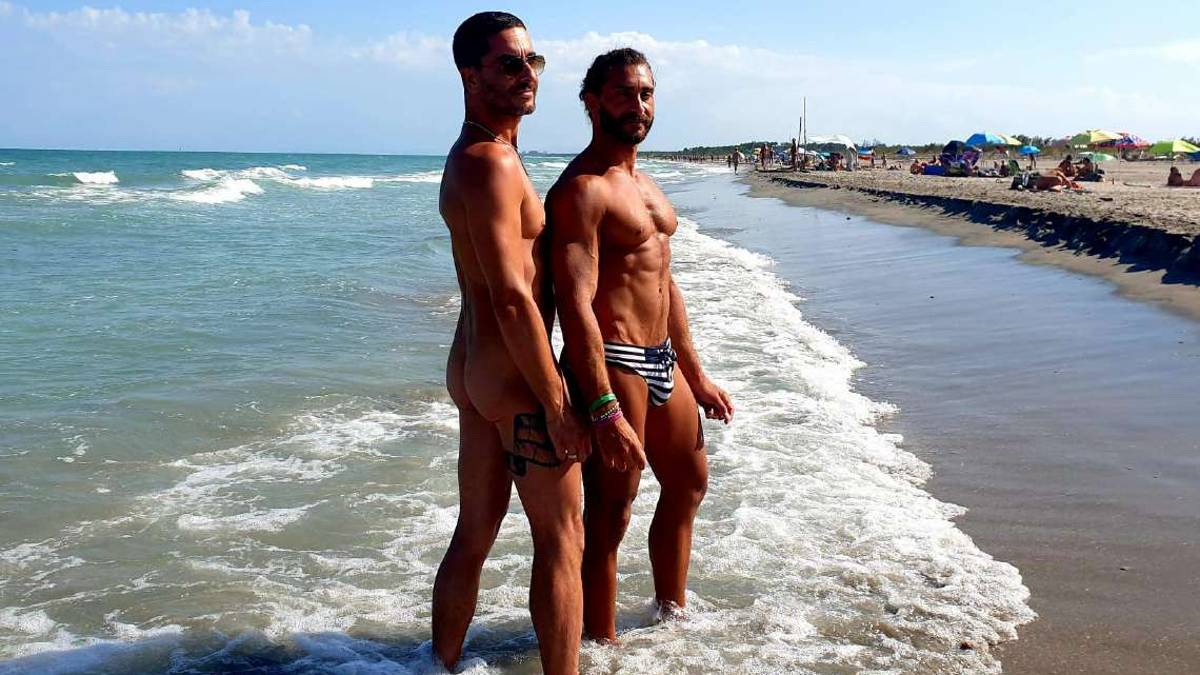 Lido di Dante, tra i naturisti della Bassona: Mica è necessario stare senza costume