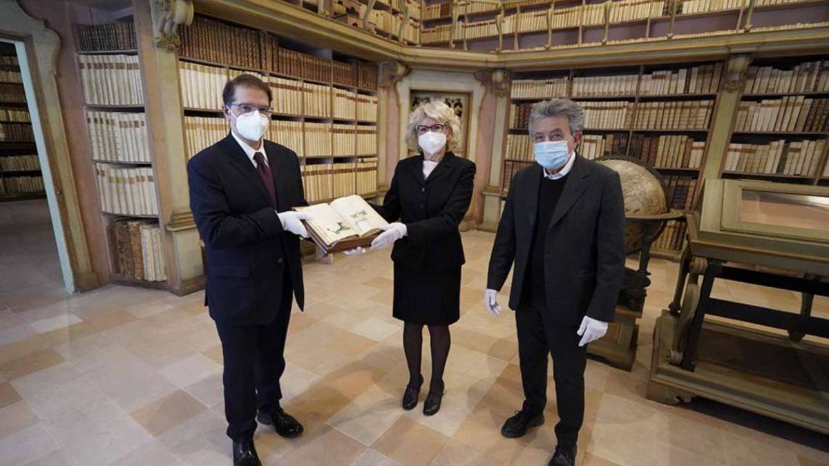 Crédit Agricole affida prezioso manoscritto alla Gambalunga