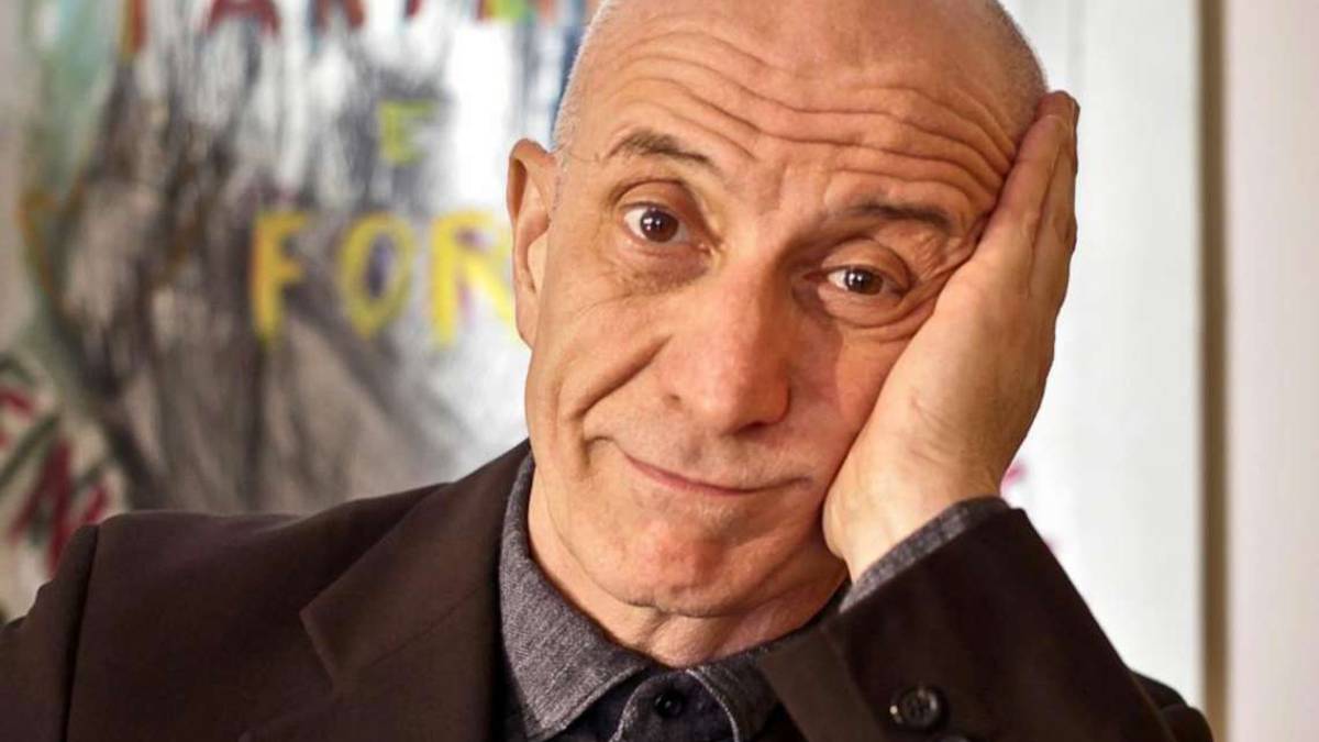 Peppe Servillo a Coriano con la Napoli di De Giovanni