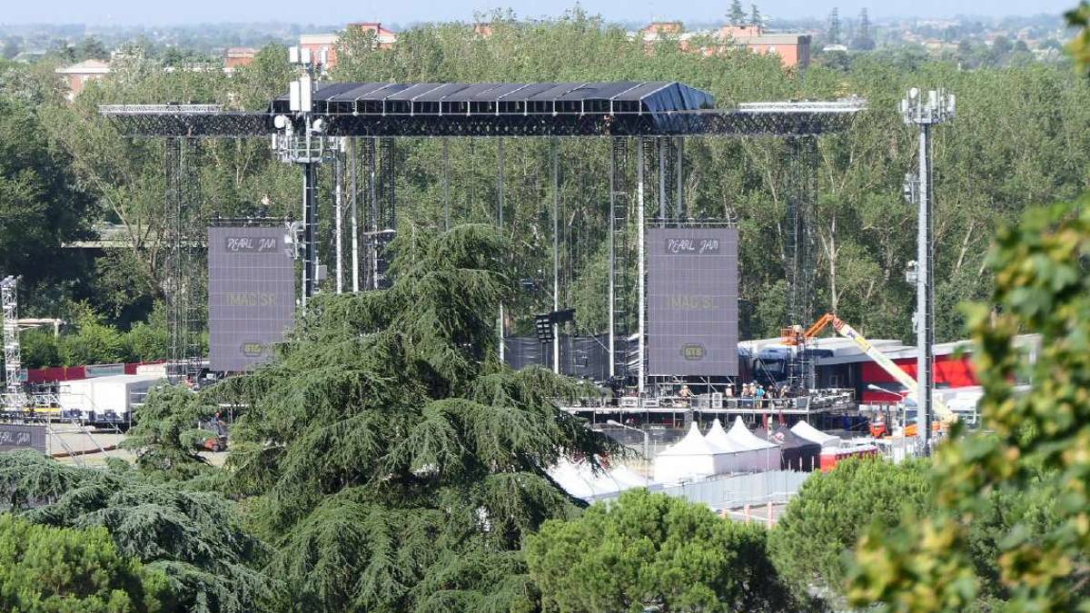 Imola, la città pronta ad accogliere i 60mila per i Pearl Jam