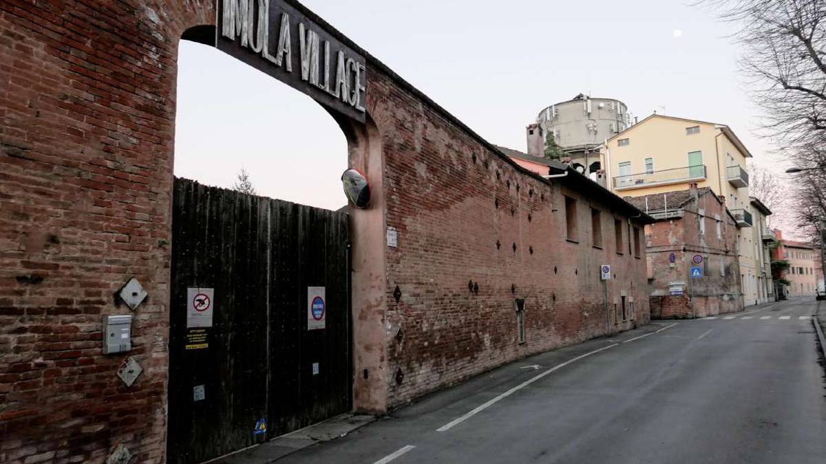 Il degrado cresce nell'Imola Village. Siamo schiavi a casa nostra
