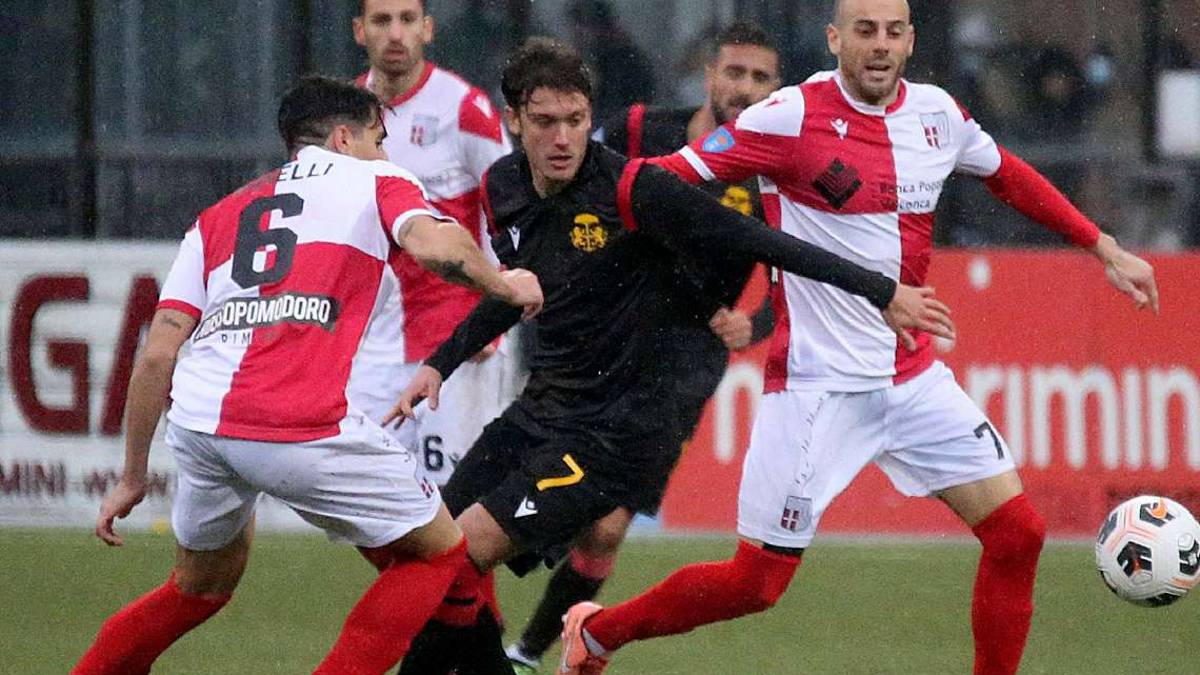 Calcio D, Rimini, Lentigione e Ravenna: una poltrona per tre