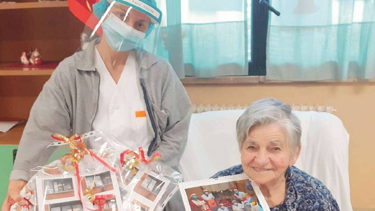 Cesenatico, un calendario racconta gli ospiti della casa di riposo