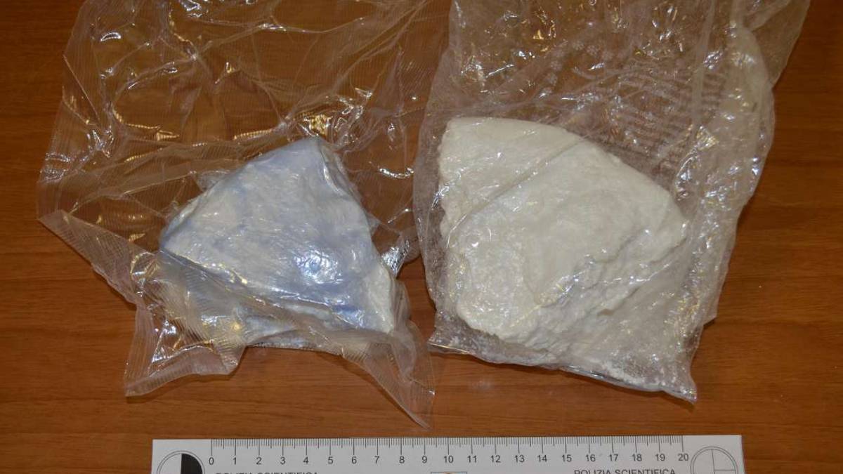 Forlì, trovato con un chilo di cocaina