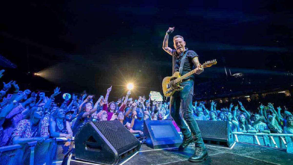 Bruce Springsteen nel giardino di Bassani a Ferrara