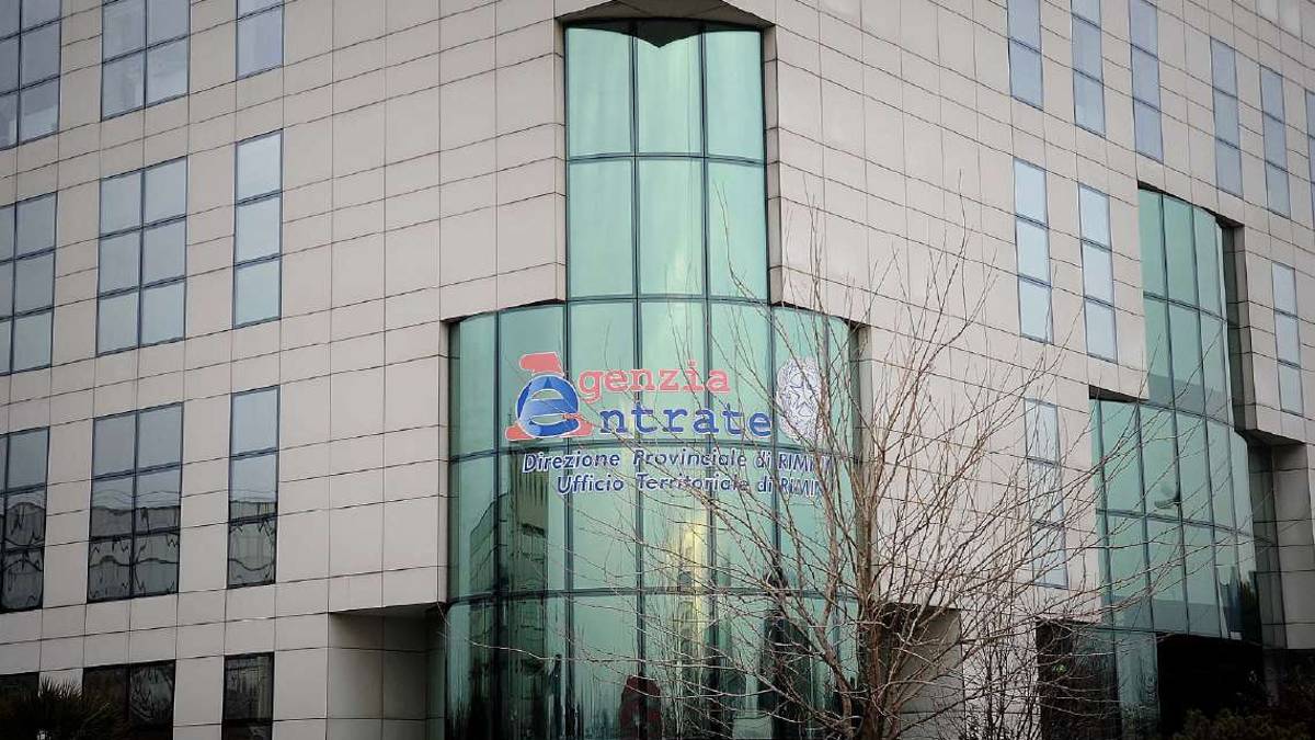Torna la normalità e torna a bussare anche l’Agenzia delle Entrate