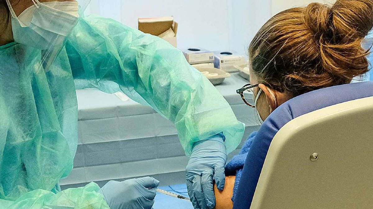 Forlì. Il punto vaccini si trasferisce all'ospedale, per i più piccoli alla Pediatria di Comunità