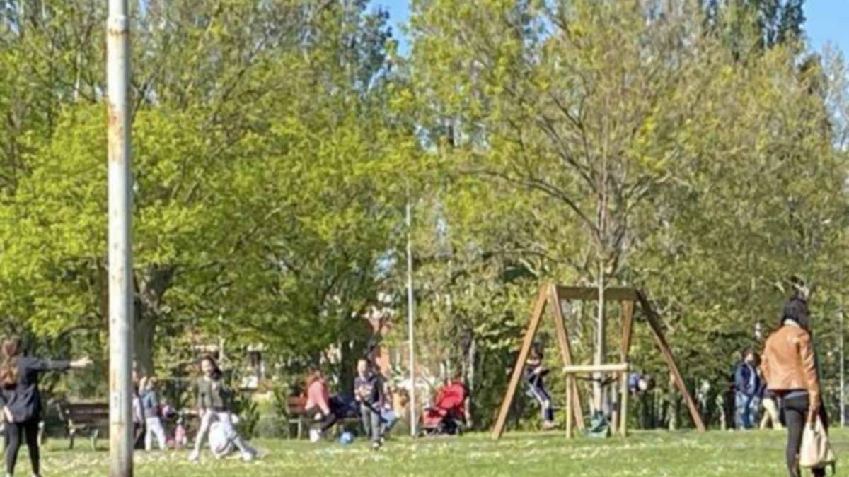 Rimini. Sì alla piscina a Viserba: Il parco resta uguale