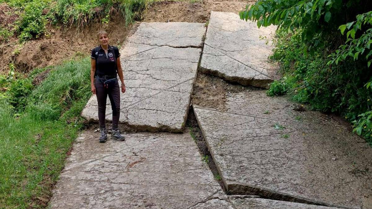 Imola, agriturismo isolato dalle frane. Costretti a chiudere