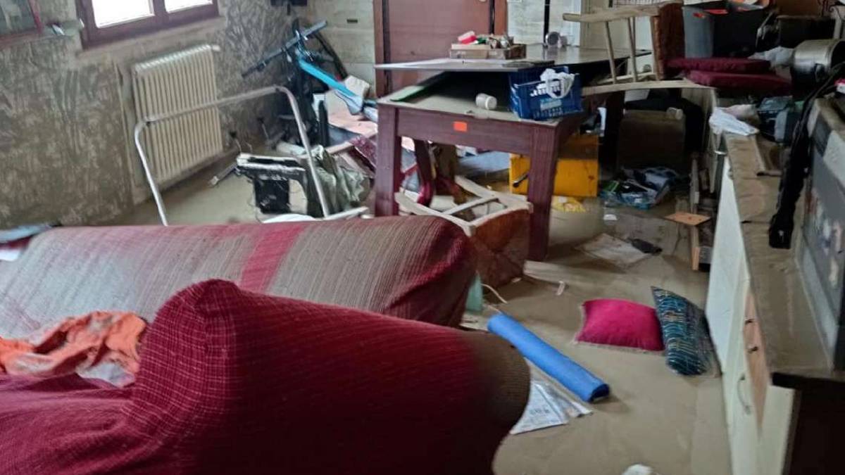 Cesena, alluvionato e sfollato: Ma niente cassa integrazione perché lavoro da remoto