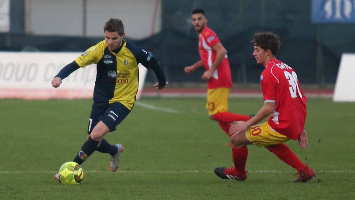 Calcio C, ecco Cesaretti per l'attacco del Ravenna