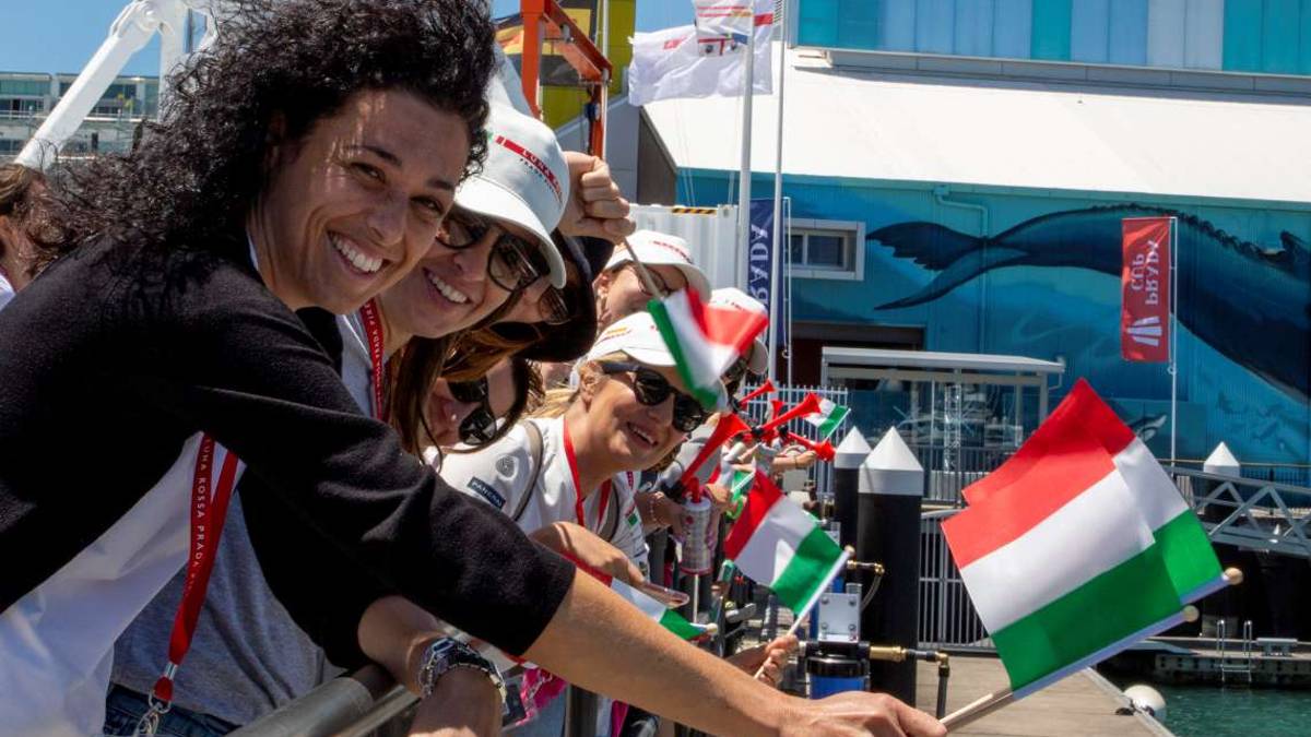 Alessandra Sensini: Metterò la sveglia...