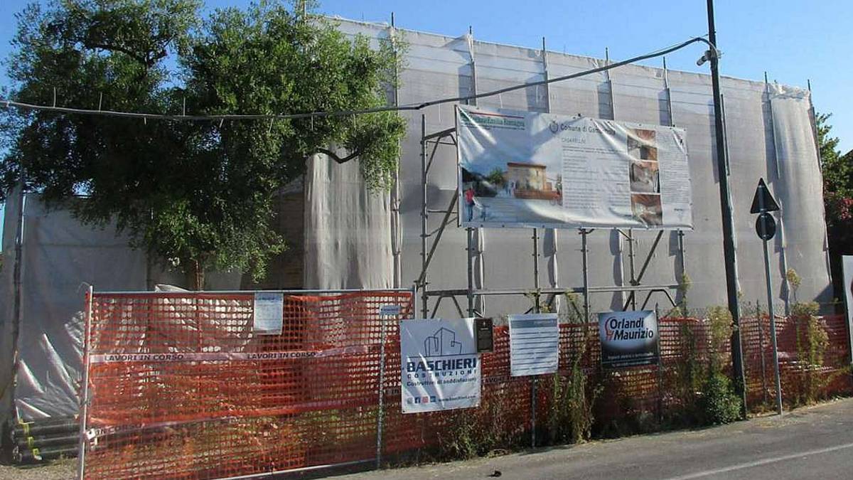 Gambettola, un paio di mesi di ritardo per casa Fellini