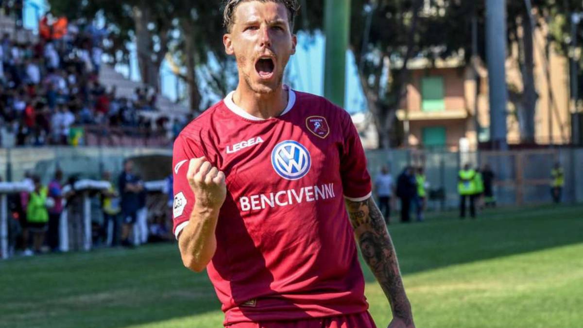 Calcio C, visite, firma e ritiro: oggi il Cesena abbraccia Corazza