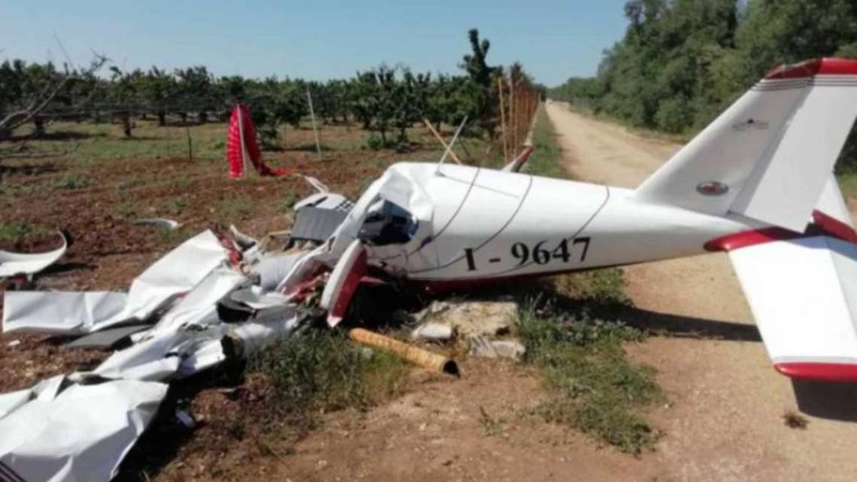 Ravenna, il pilota dell'incidente aereo vivo dopo un altro schianto